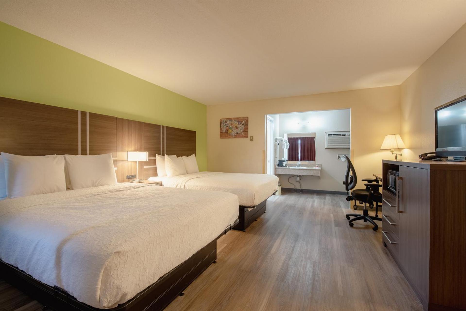 Econo Lodge Cortez Near Mesa Verde Экстерьер фото